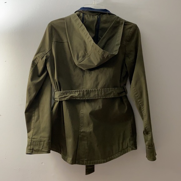 24. Tommy Hilfiger | Olive Green Utility Jacket with Hood - Picture 4 of 17